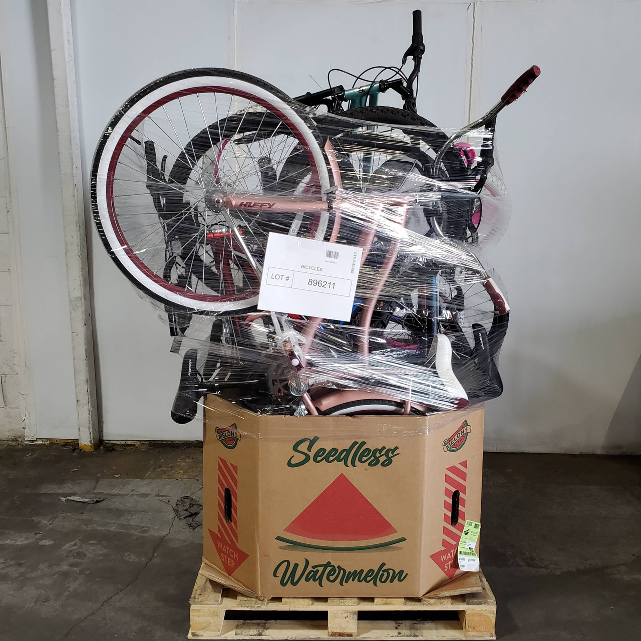 9 units of Bicycles - MSRP $1,432 - Returns (Lot # 896211)