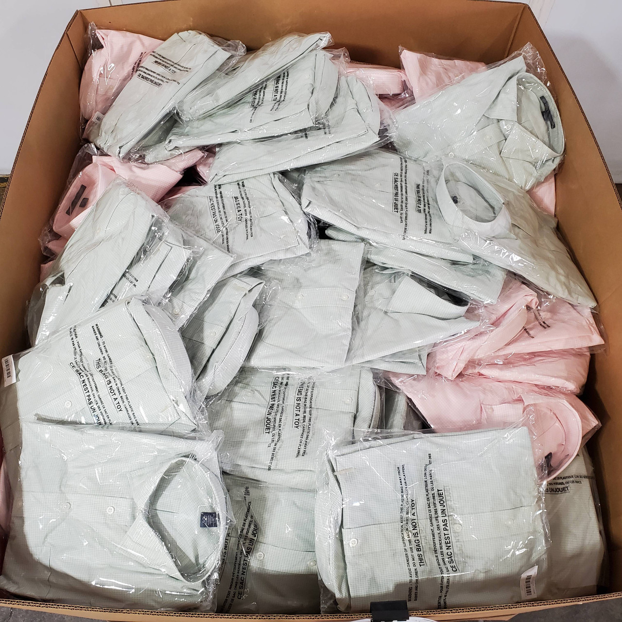 723 units of Clothing & Accessories - MSRP $34,714 - Brand New (Lot # 891430)