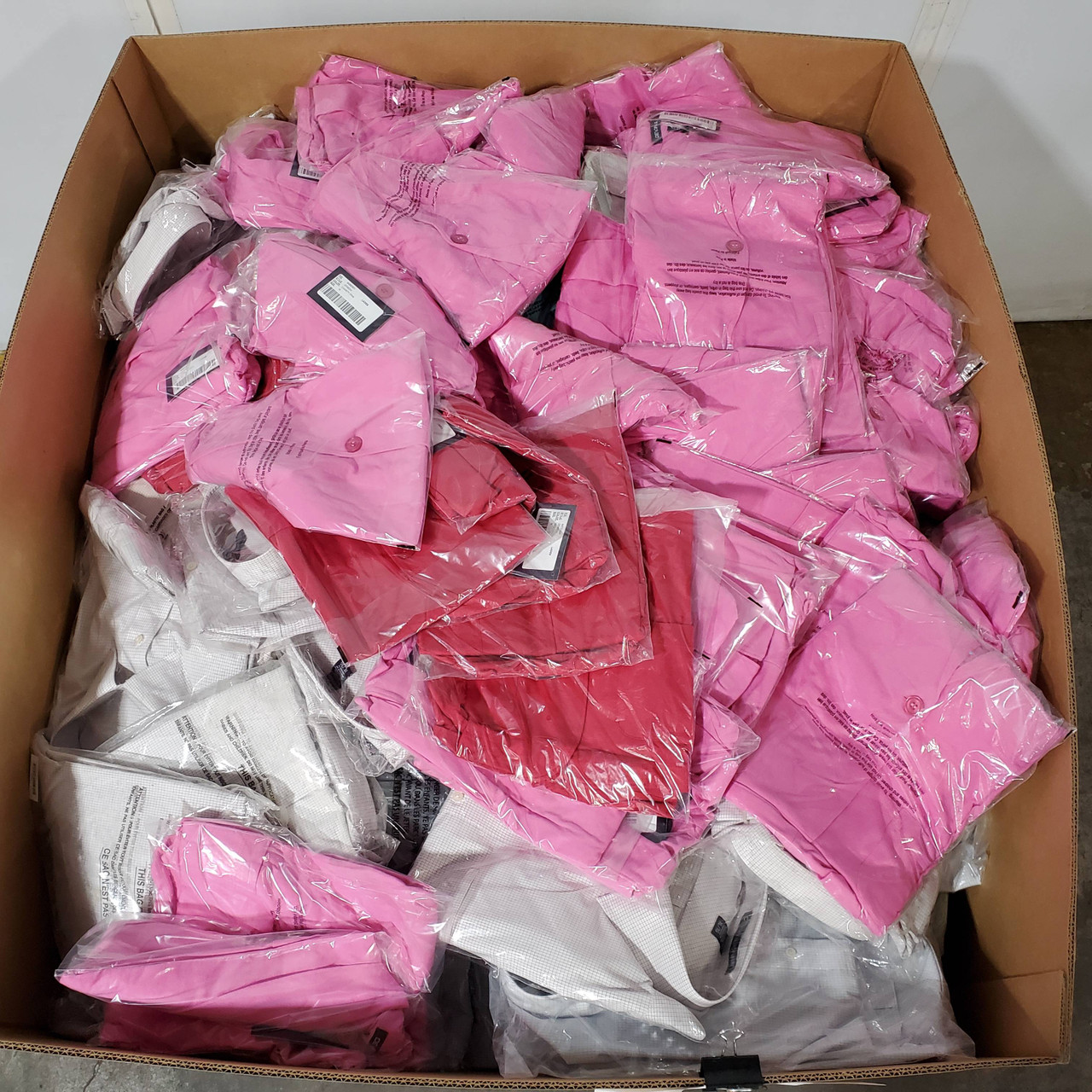 712 units of Clothing & Accessories - MSRP $36,943 - Brand New (Lot # 891440)