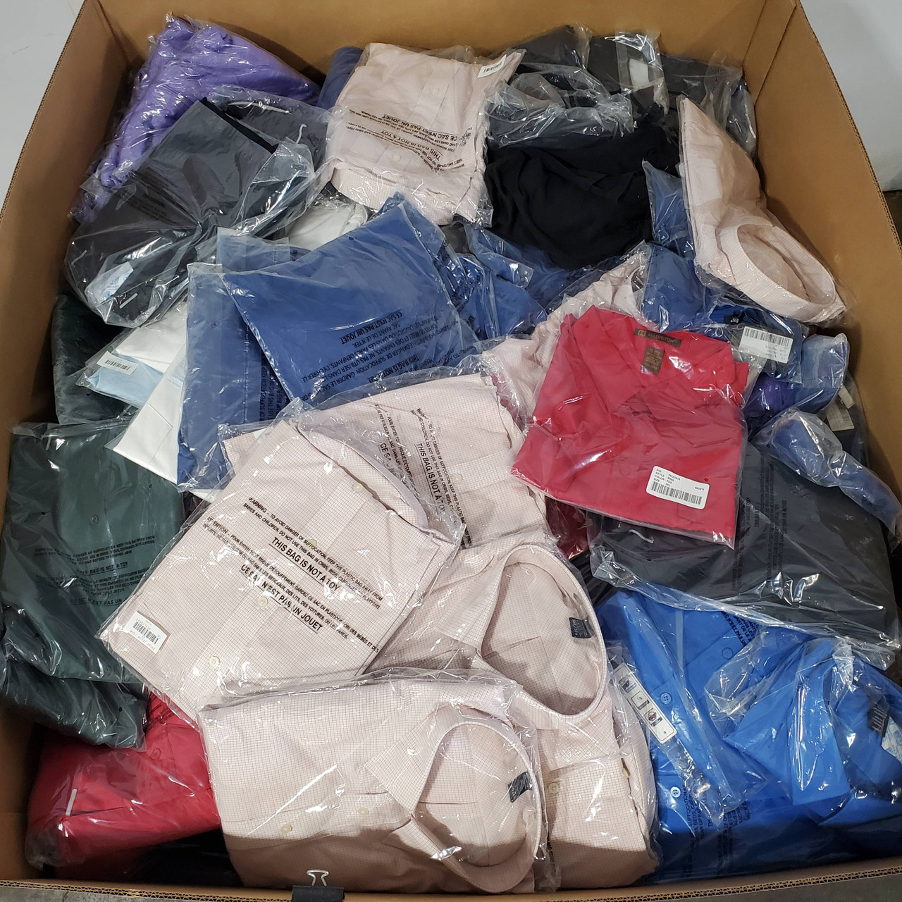 627 units of Clothing & Accessories - MSRP $31,200 - Brand New (Lot # 891460)