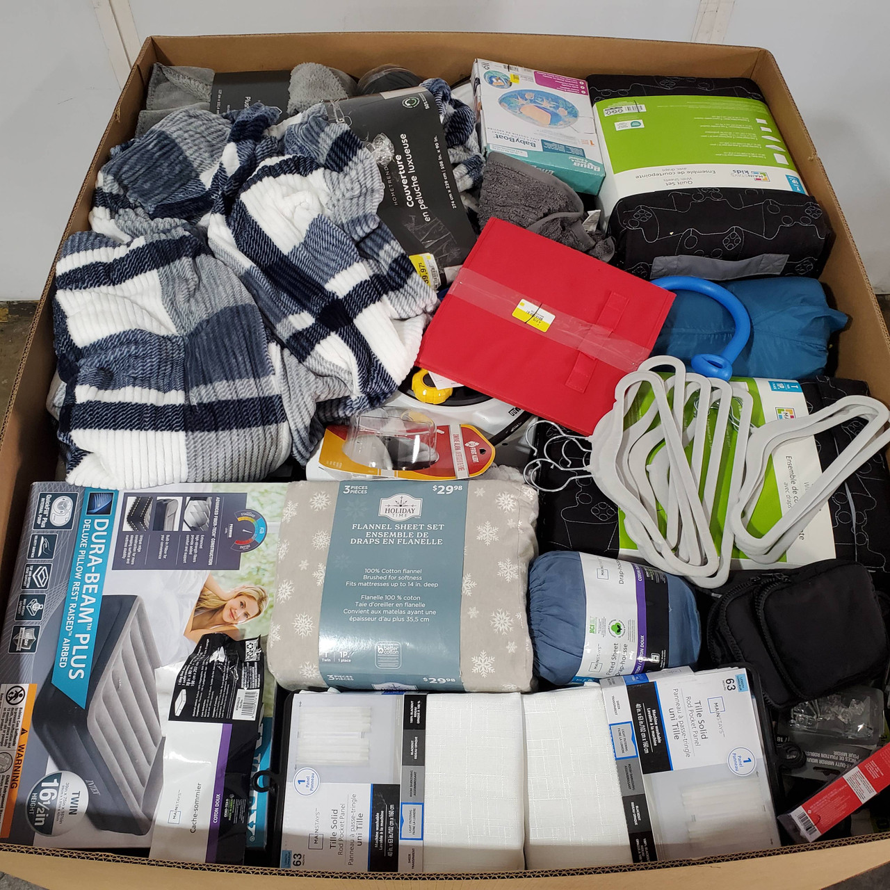 223 units of General Merchandise (Mix) - MSRP $4,138 - Returns (Lot # 898915)