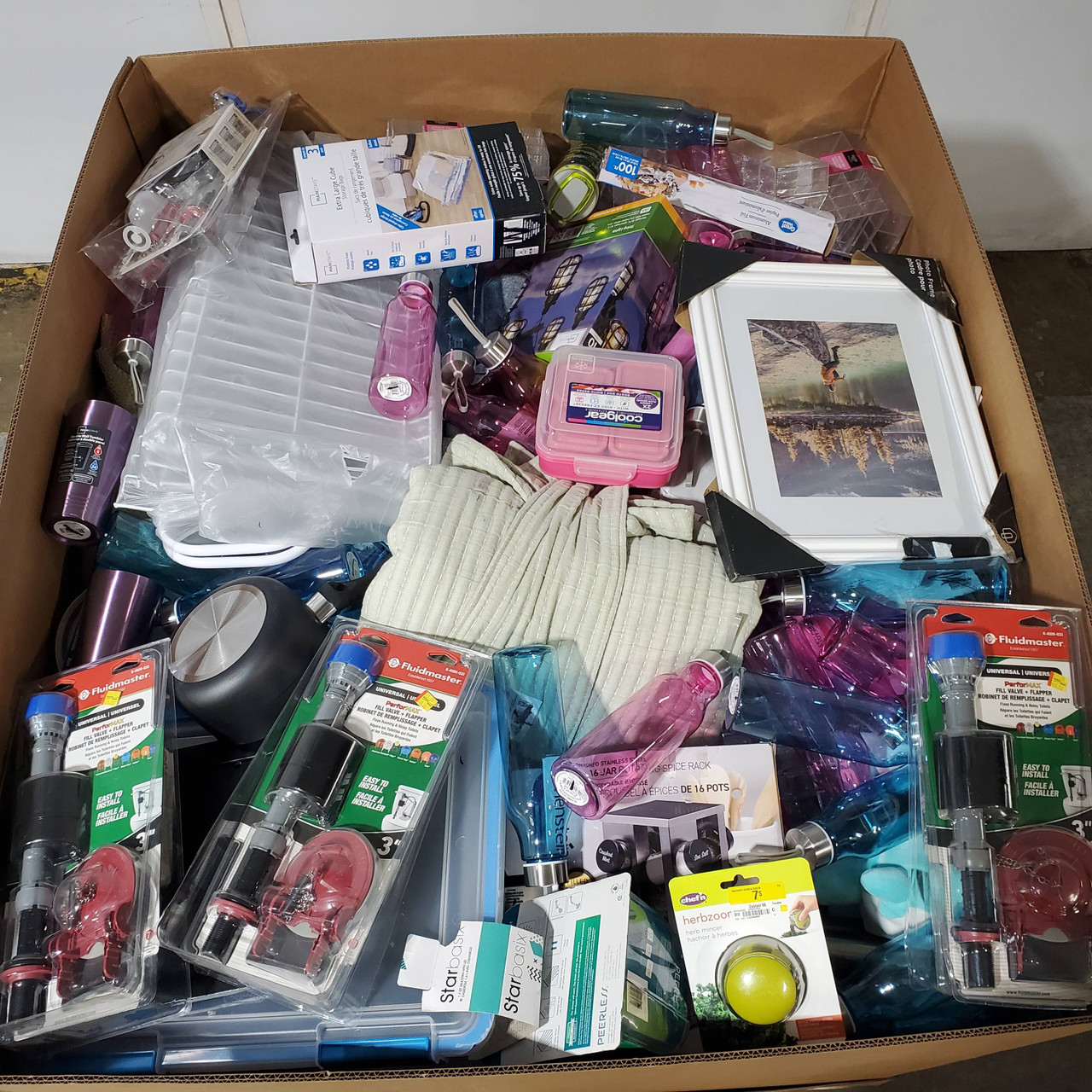 189 units of General Merchandise (Mix) - MSRP $4,557 - Returns (Lot # 913718)