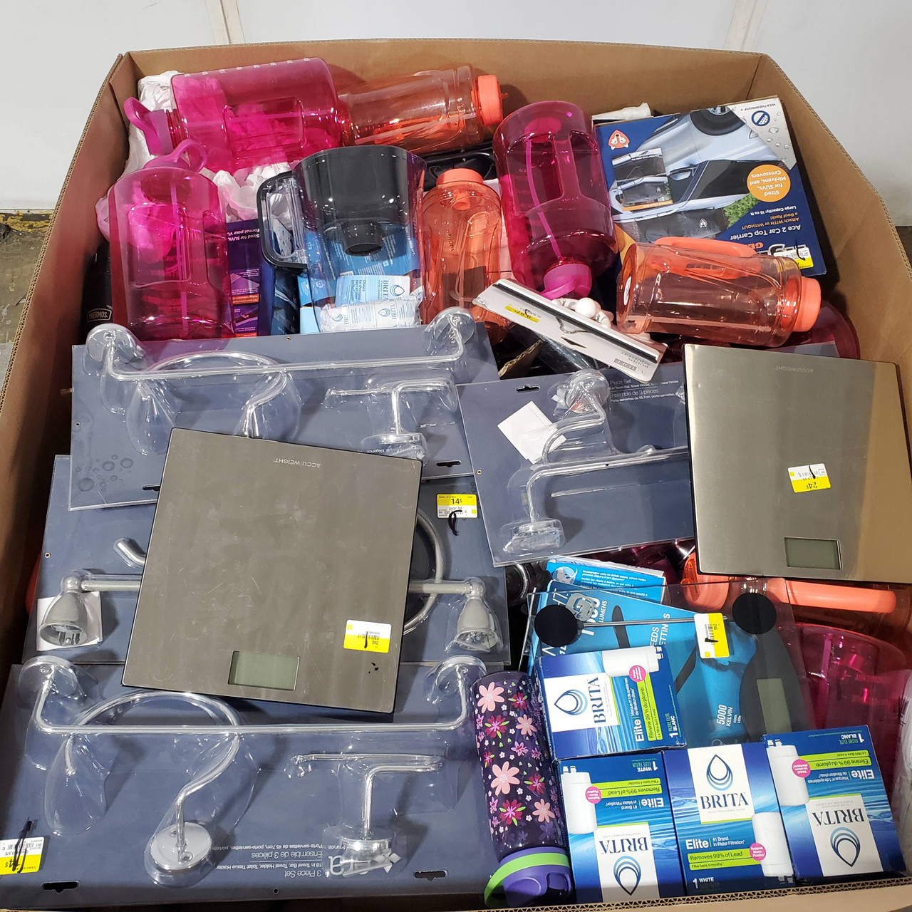 218 units of General Merchandise (Mix) - MSRP $2,050 - Returns (Lot # 914409)
