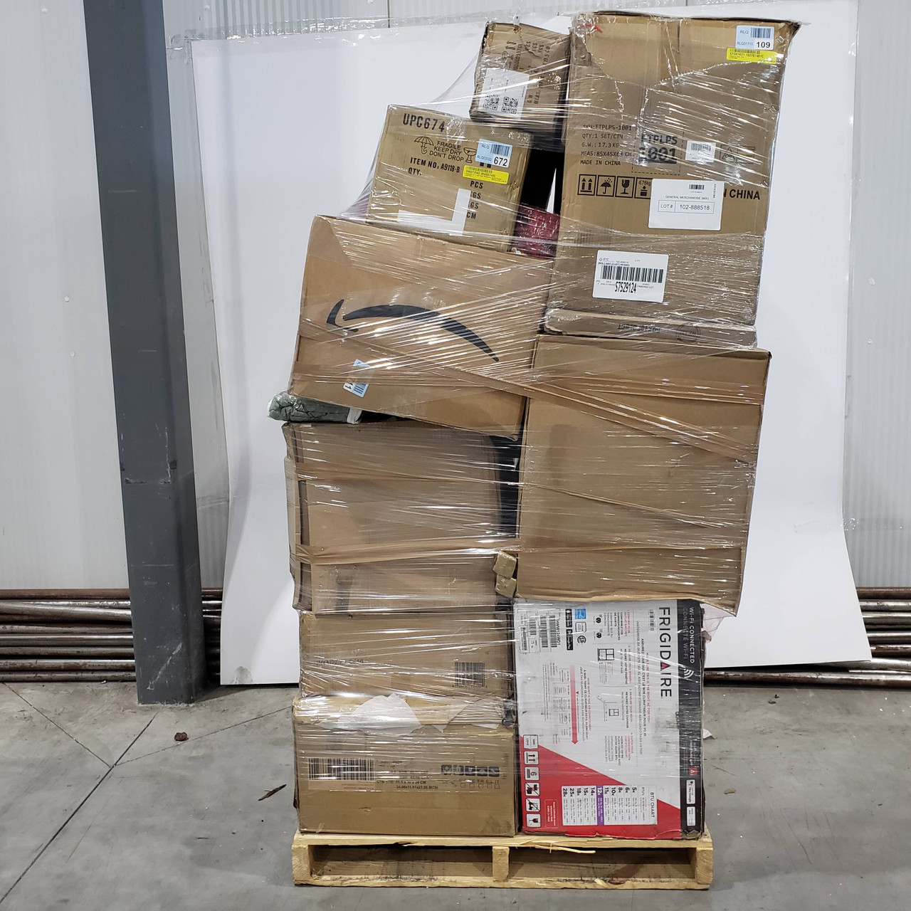 456 units of Home Furniture, Decor & More - MSRP $135,432