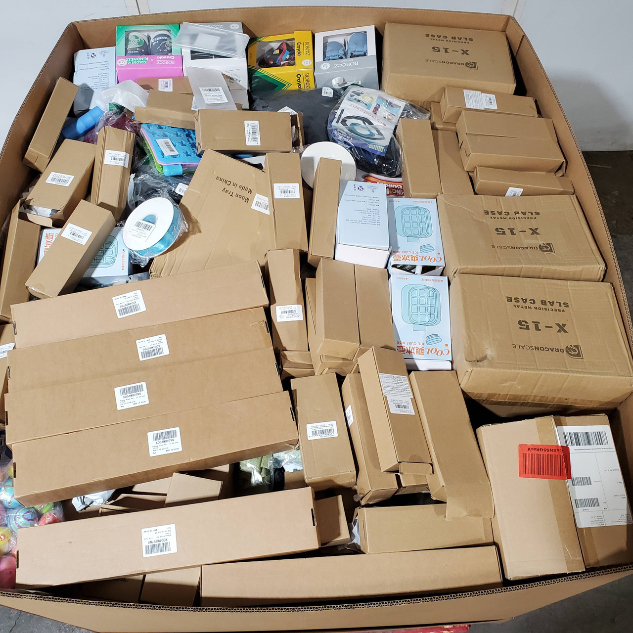 814 units of Unmanifested GM - MSRP $8,140 - Returns (Lot # 9125169)