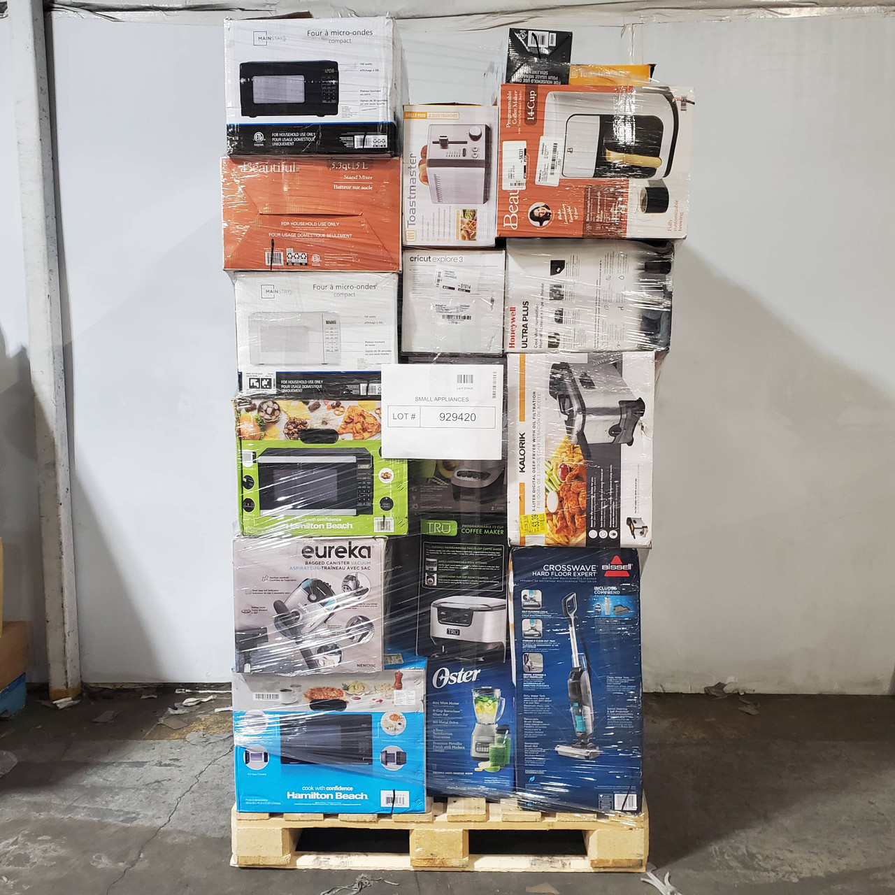 48 units of Small Appliances - MSRP $4,729 - Returns (Lot # 929420) 48 units of Small Appliances - MSRP $4,729 - Returns (Lot # 929420)