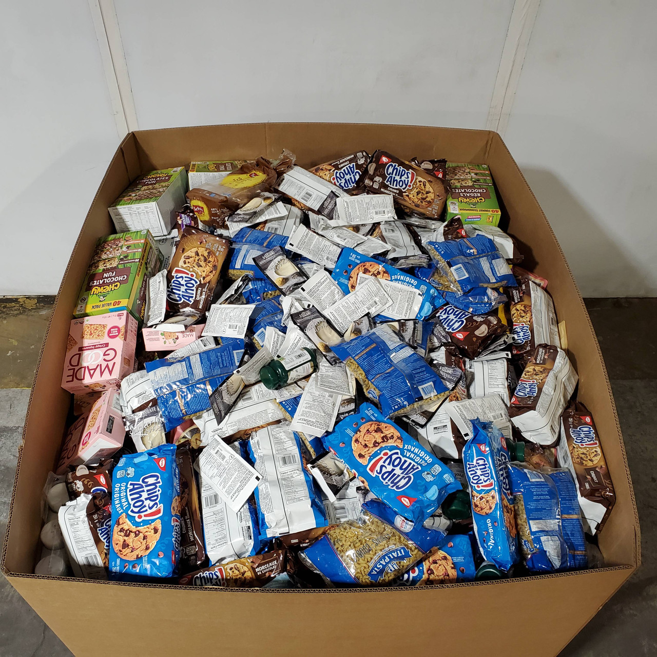 719 units of Grocery (Mix) - MSRP $5,209 - Like New (Lot # 905916) 719 units of Grocery (Mix) - MSRP $5,209 - Like New (Lot # 905916)