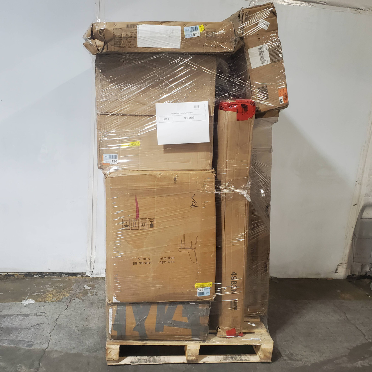 9 units of Unmanifested Furniture - MSRP $1,800 - Returns (Lot # 939803)