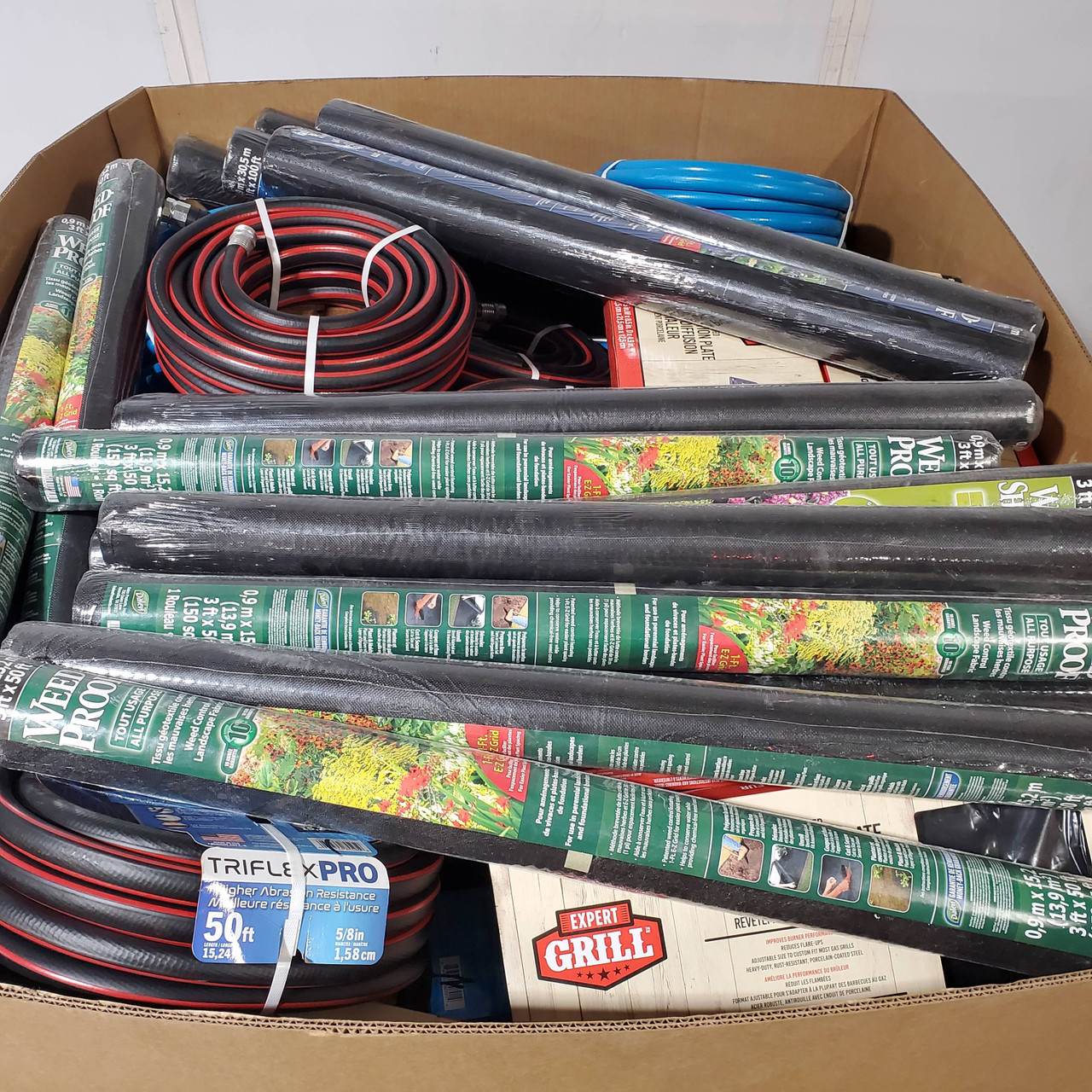 146 units of Garden & Accessories - MSRP $3,367 - Returns (Lot # 940624)
