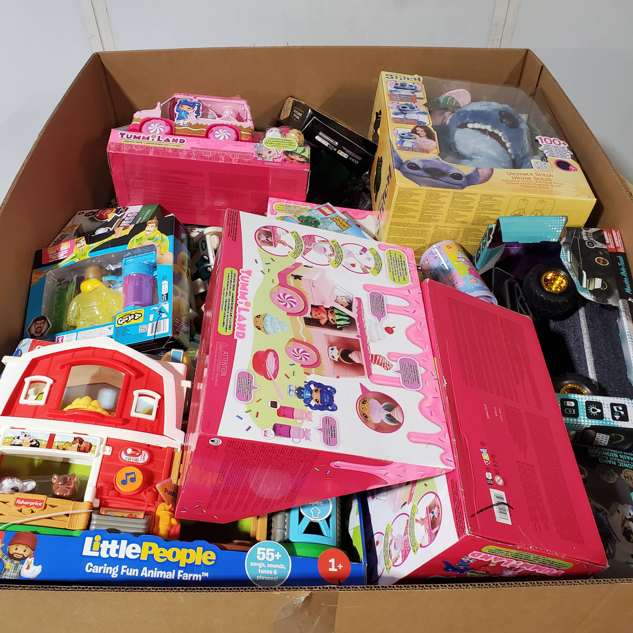 156 units of Toys - MSRP $4,408 - Returns (Lot # 941706)