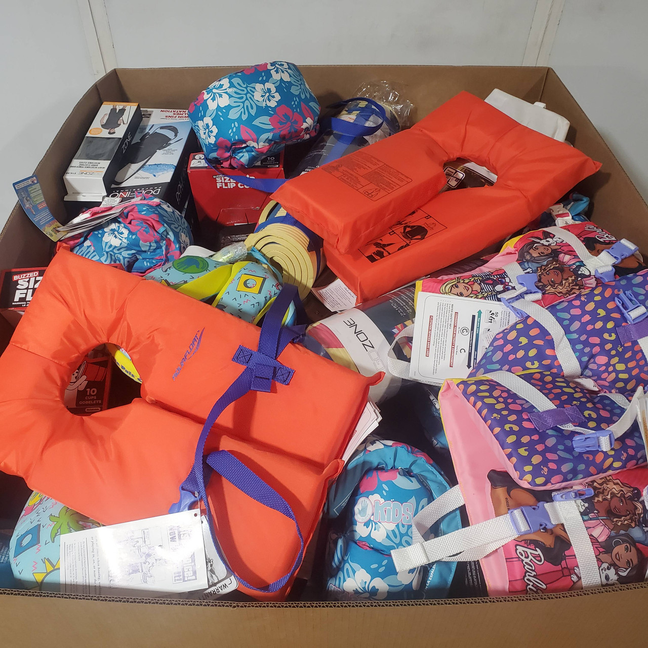 155 units of Sporting Goods - MSRP $4,178 - Returns (Lot # 941807)