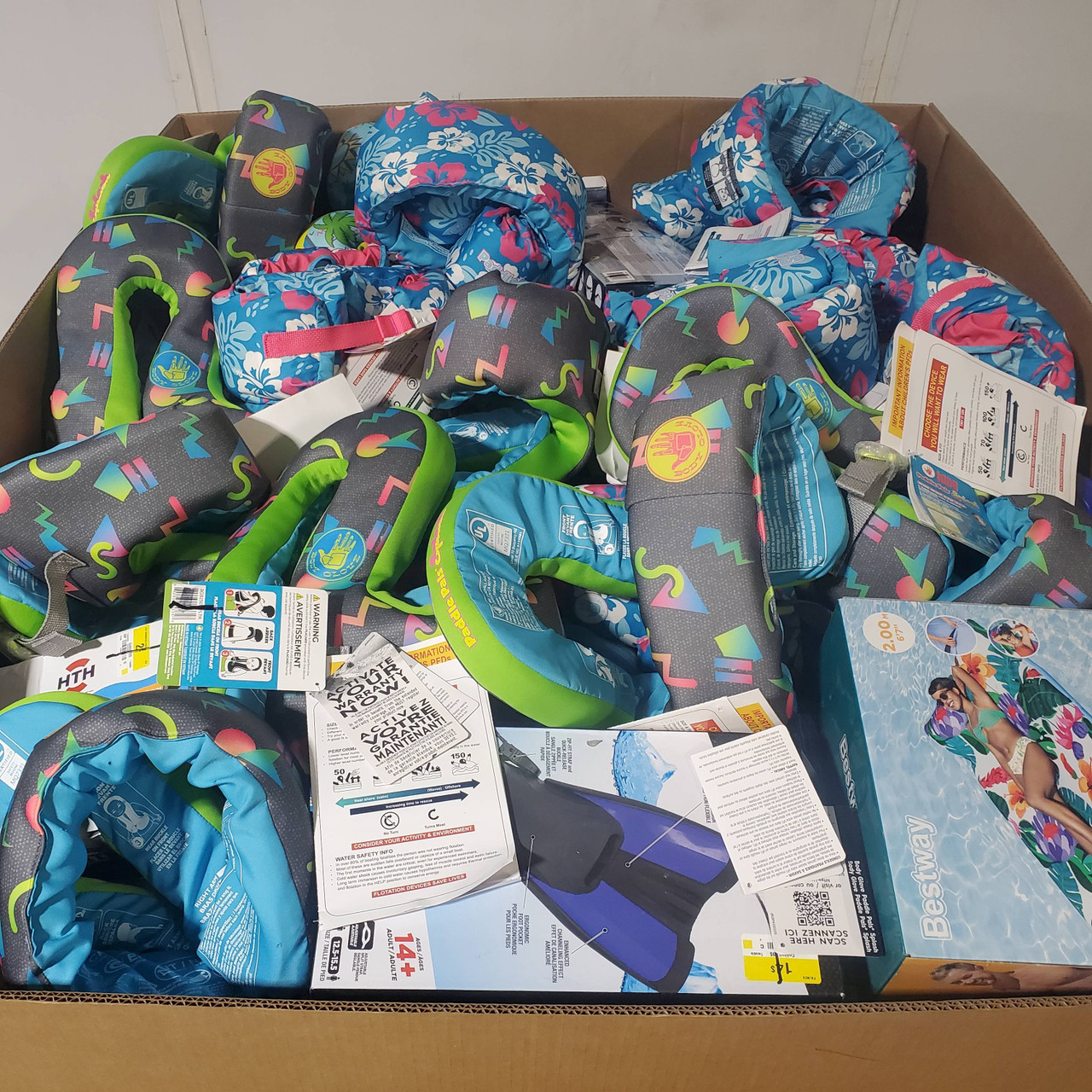 310 units of Sporting Goods - MSRP $4,127 - Returns (Lot # 942211)