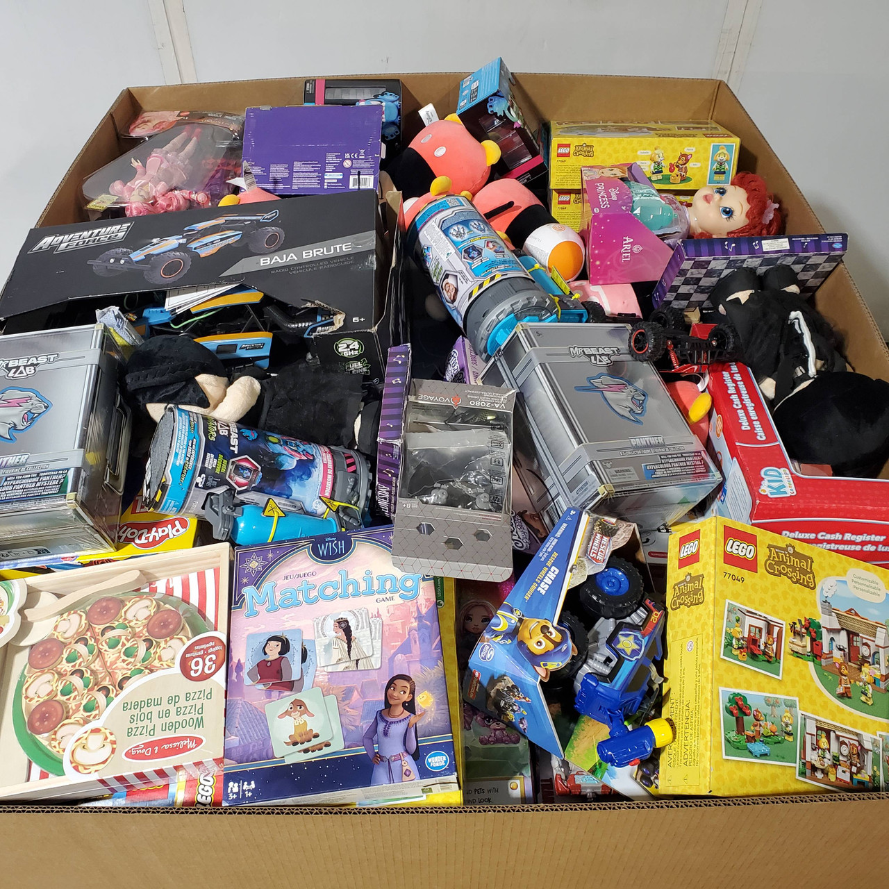 282 units of Toys - MSRP $6,901 - Returns (Lot # 943604)