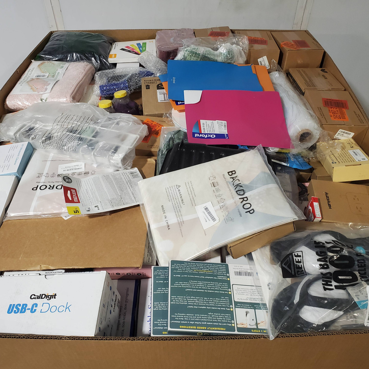 538 units of Unmanifested GM - MSRP $5,380 - Returns (Lot # 942301)