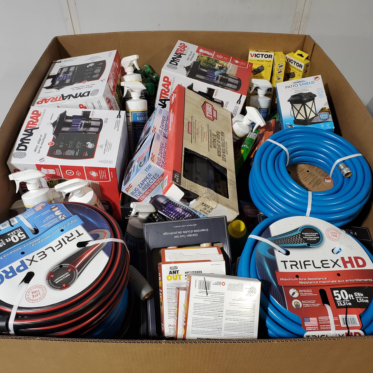 418 units of Garden & Accessories - MSRP $6,988 - Returns (Lot # 945818)