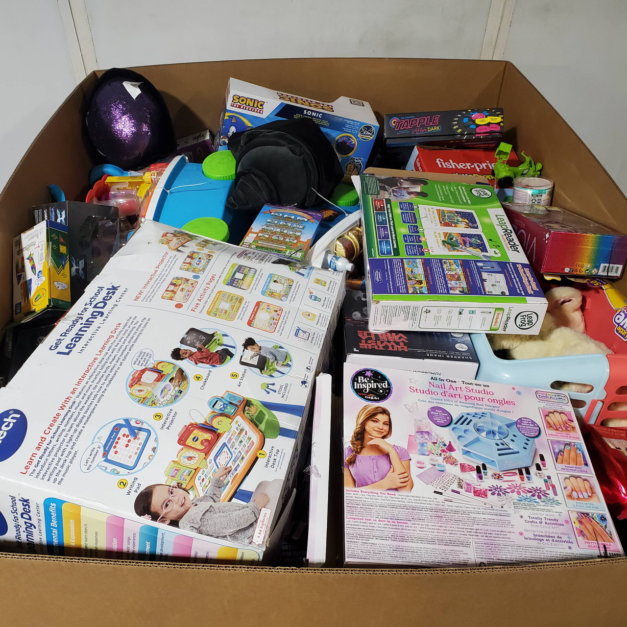 137 units of Toys - MSRP $3,578 - Returns (Lot # 947904)