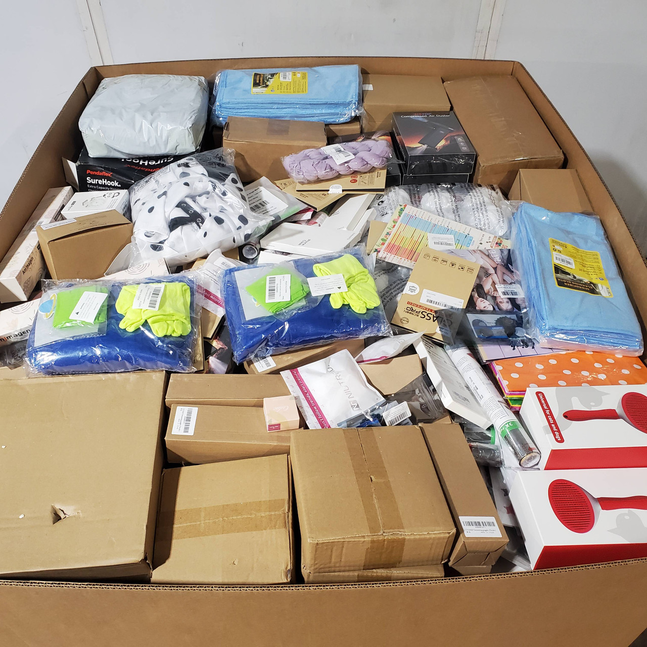 722 units of Unmanifested GM - MSRP $7,220 - Returns (Lot # 952812)