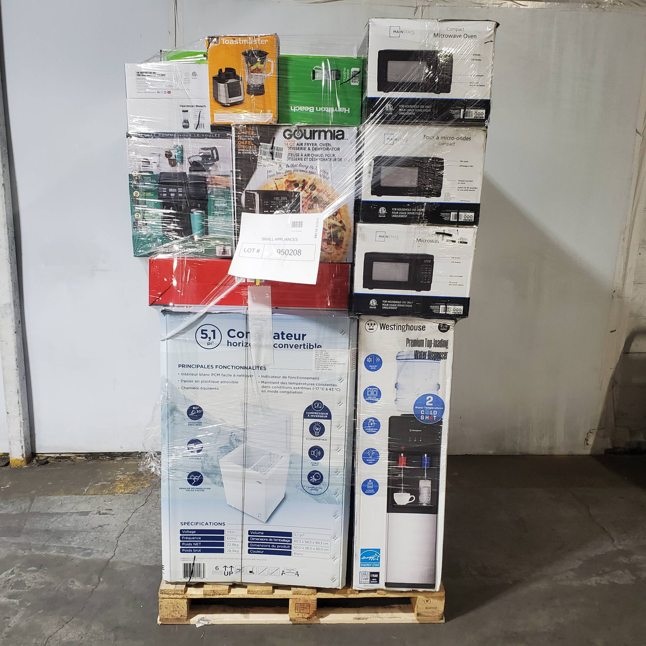 37 units of Small Appliances - MSRP $3,268 - Returns (Lot # 950208)