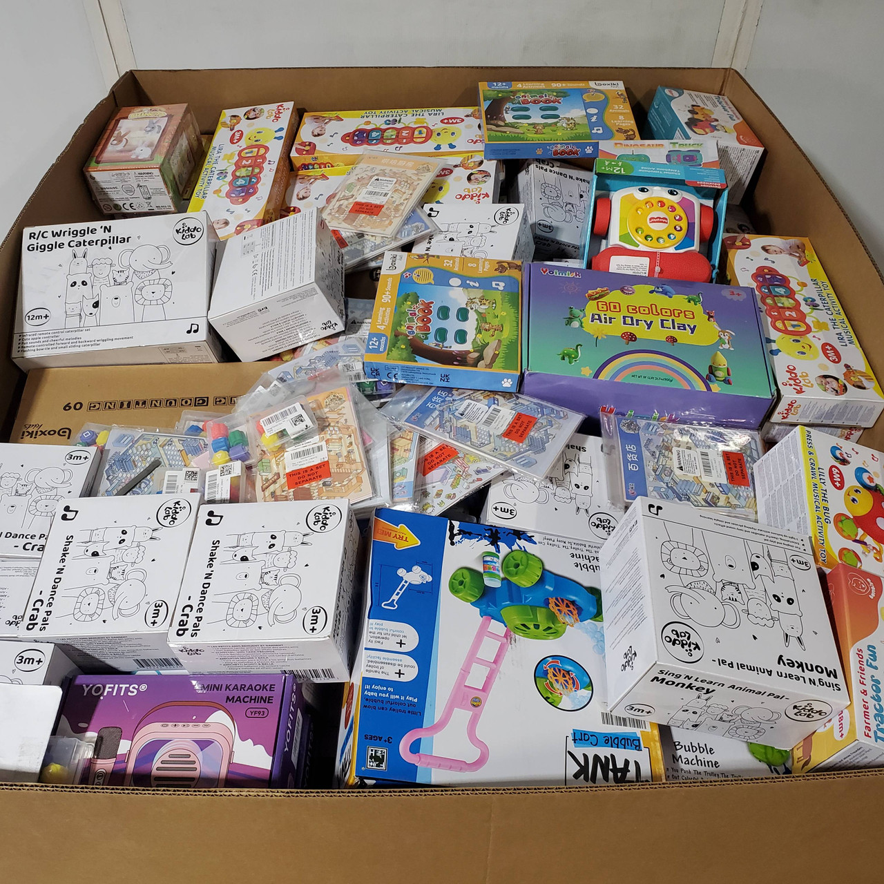 405 units of Toys - MSRP $10,552 - Returns (Lot # 954725)