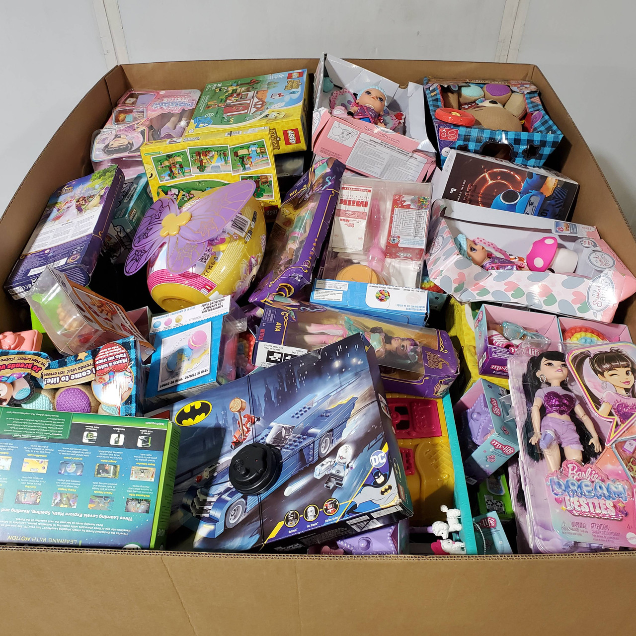 245 units of Toys - MSRP $5,071 - Returns (Lot # 958229)