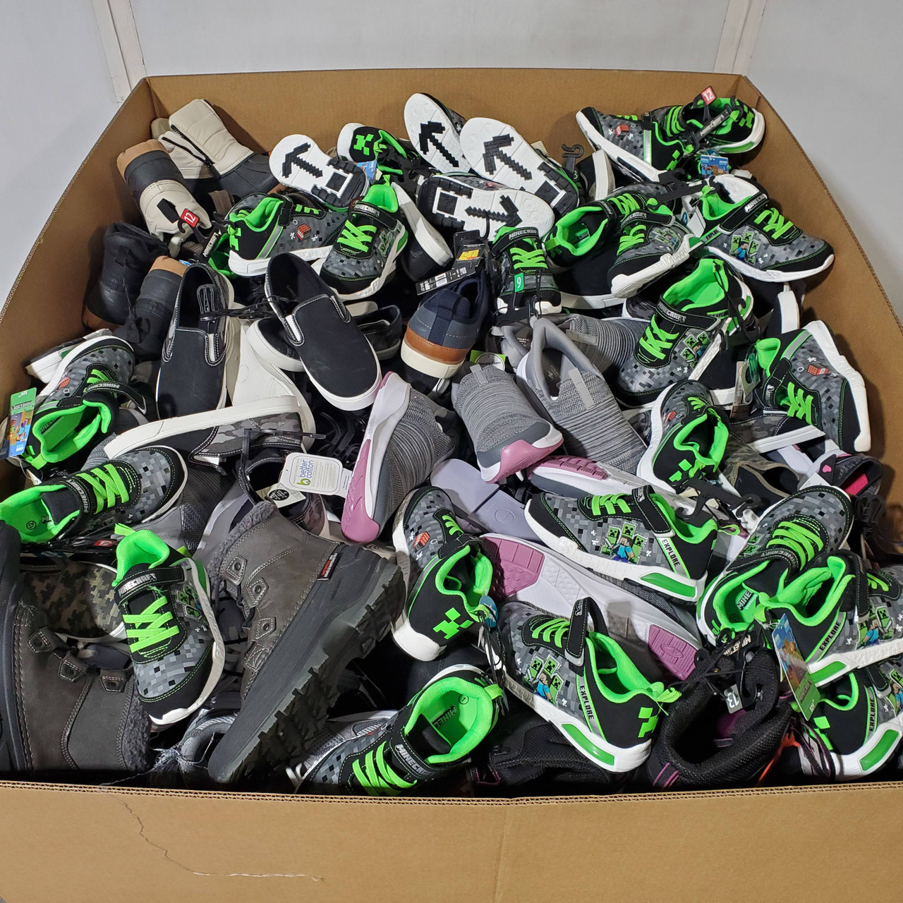 353 units of Shoes (pair) - MSRP $7,349 - Returns (Lot # 959503)