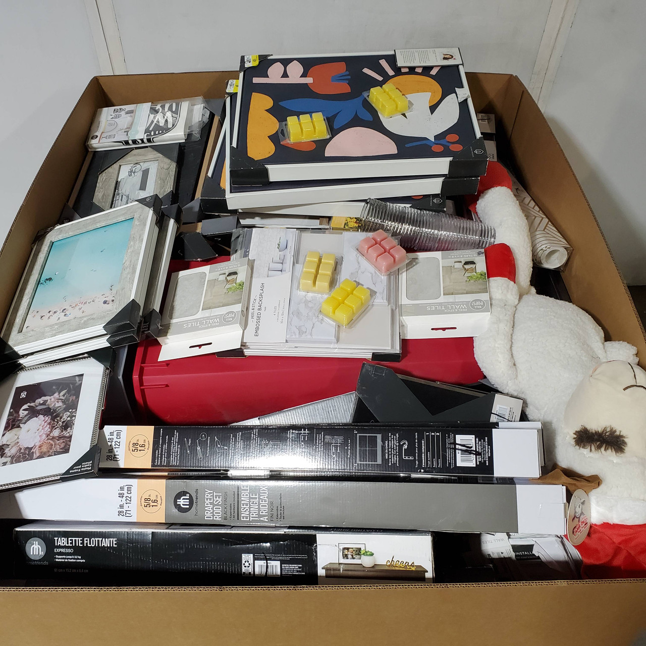 146 units of Home Products - MSRP $3,678 - Returns (Lot # 960309)