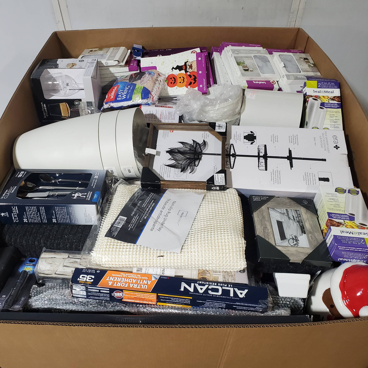 504 units of Home Products - MSRP $5,708 - Returns (Lot # 961419)