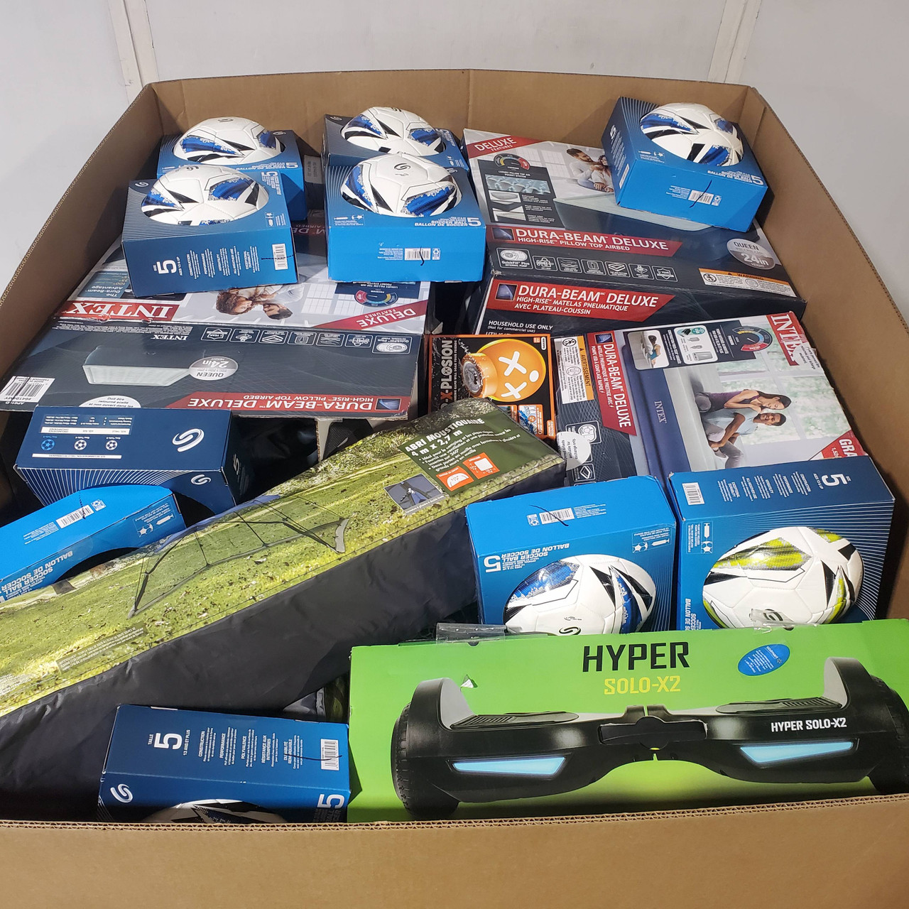 416 units of Sporting Goods - MSRP $5,362 - Returns (Lot # 959819)