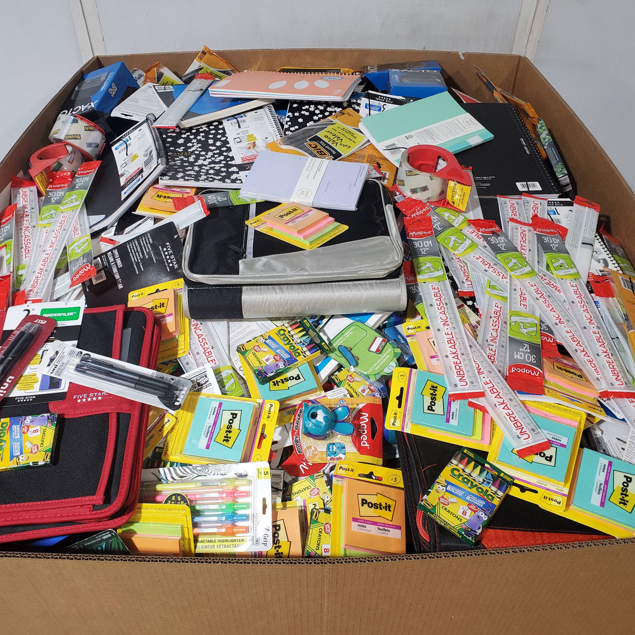 1394 units of Office & School Supplies - MSRP $11,144 - Returns (Lot # 962317)