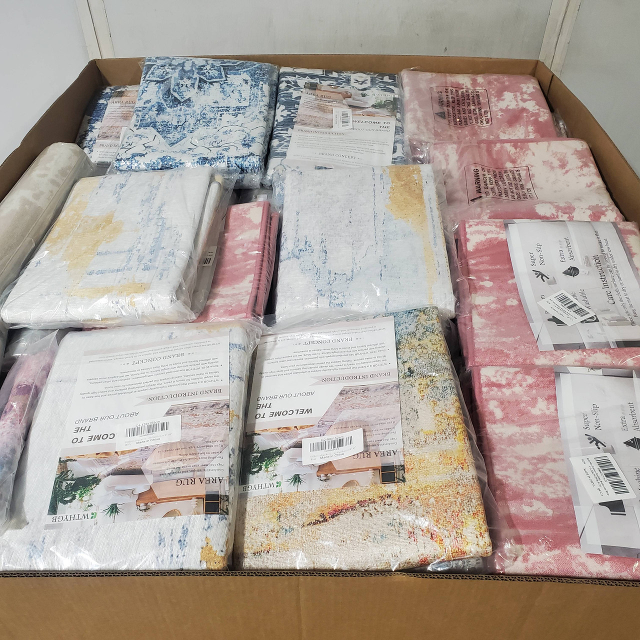 221 units of Mats & Rugs - MSRP $8,685 - Like New (Lot # 939335)