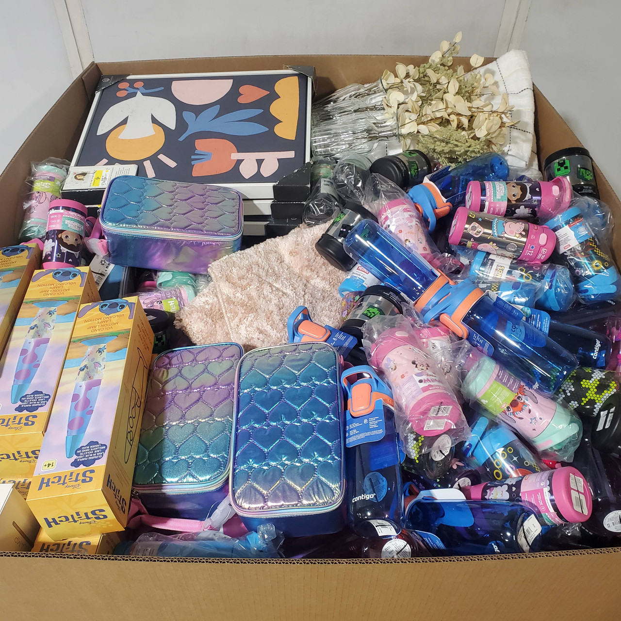 558 units of Home Products - MSRP $5,675 - Returns (Lot # 963119)