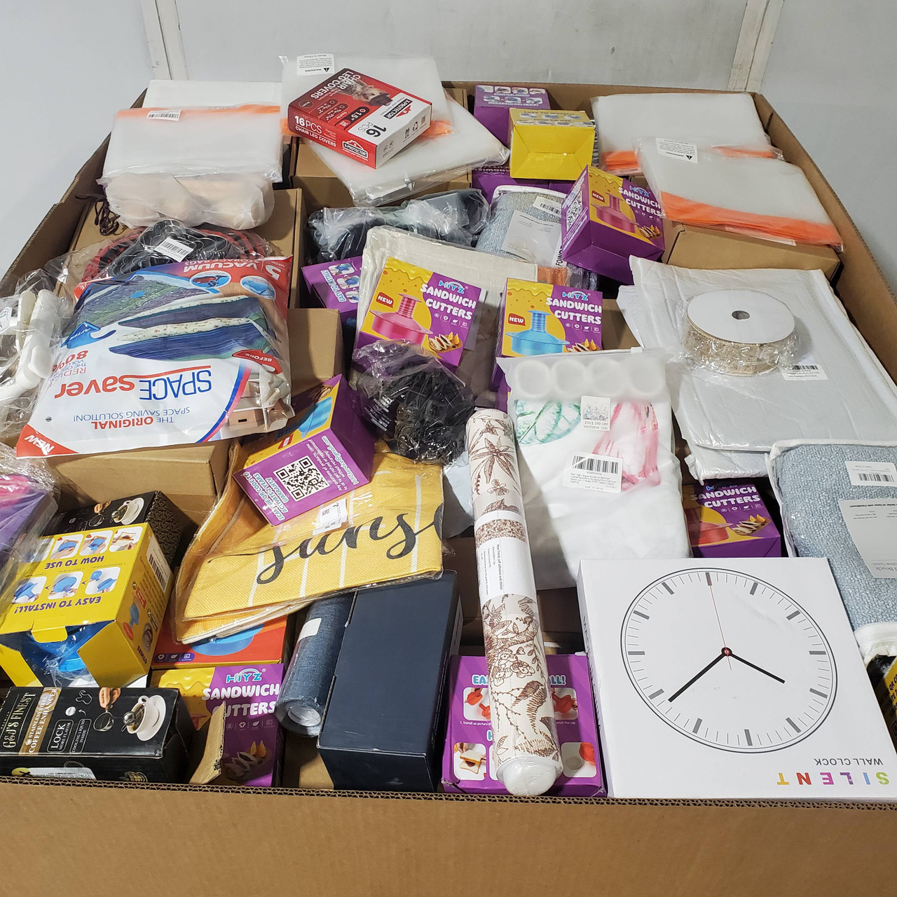 629 units of Home Products - MSRP $10,814 - Returns (Lot # 933751)