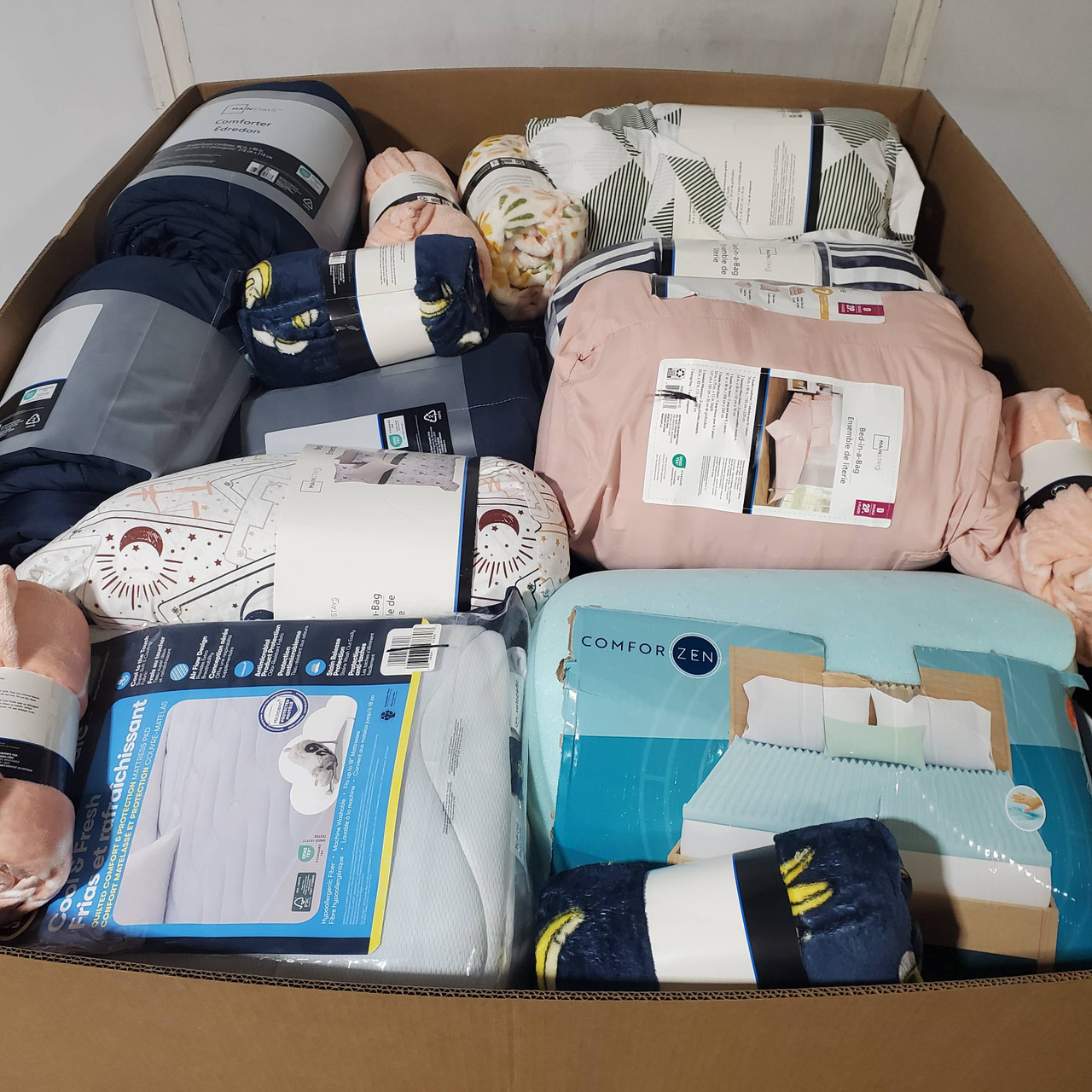 99 units of Bedding - MSRP $2,479 - Returns (Lot # 964004)