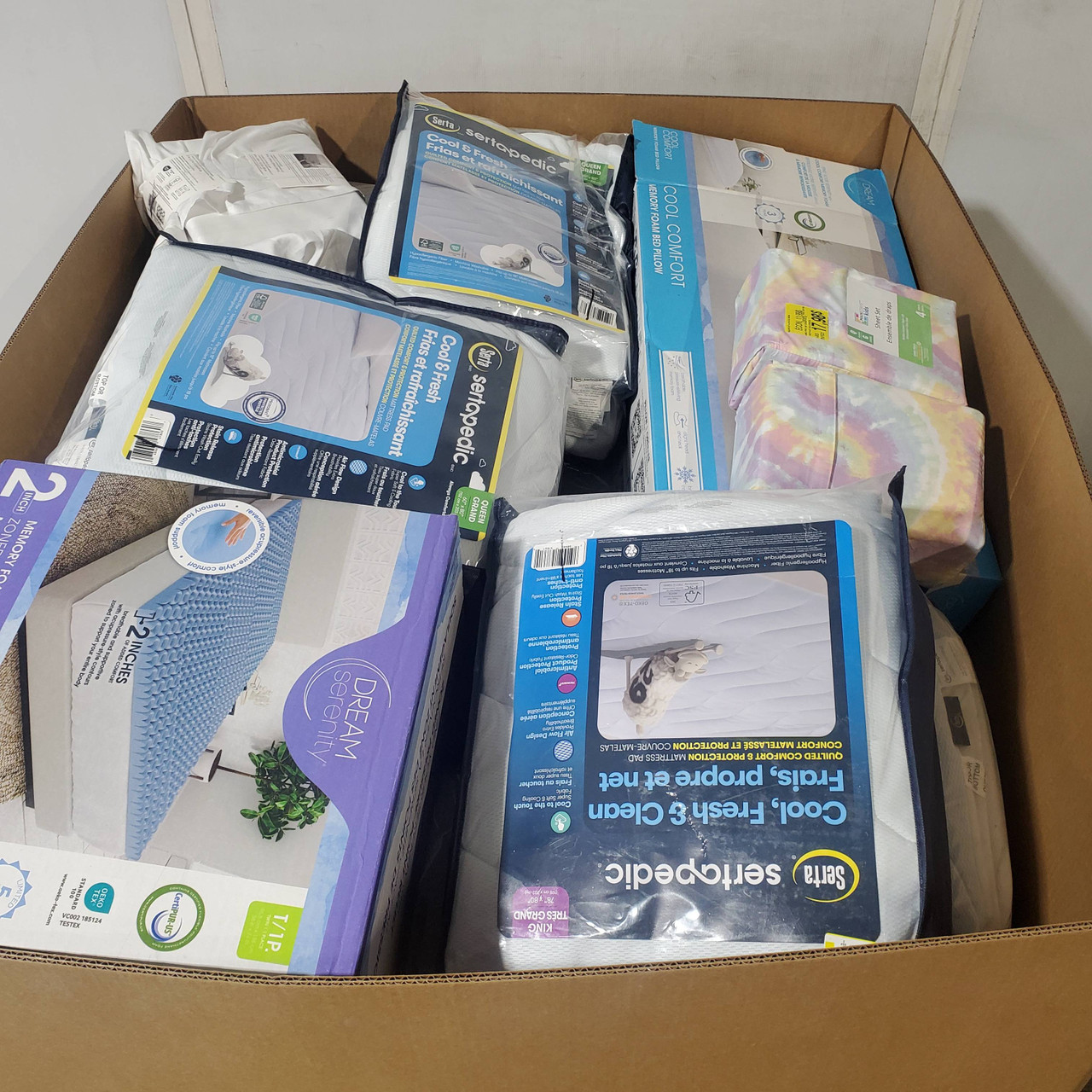 23 units of Bedding - MSRP $1,439 - Returns (Lot # 964812)