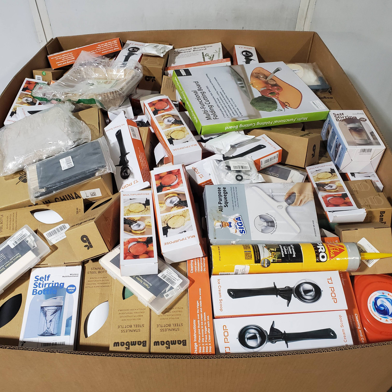 489 units of Home Products - MSRP $8,649 - Returns (Lot # 929908)