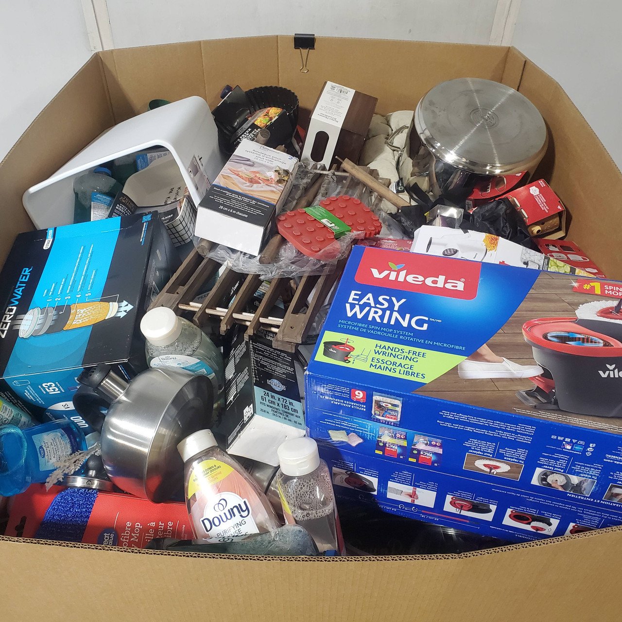 323 units of Home Products - MSRP $4,568 - Returns (Lot # 966005)