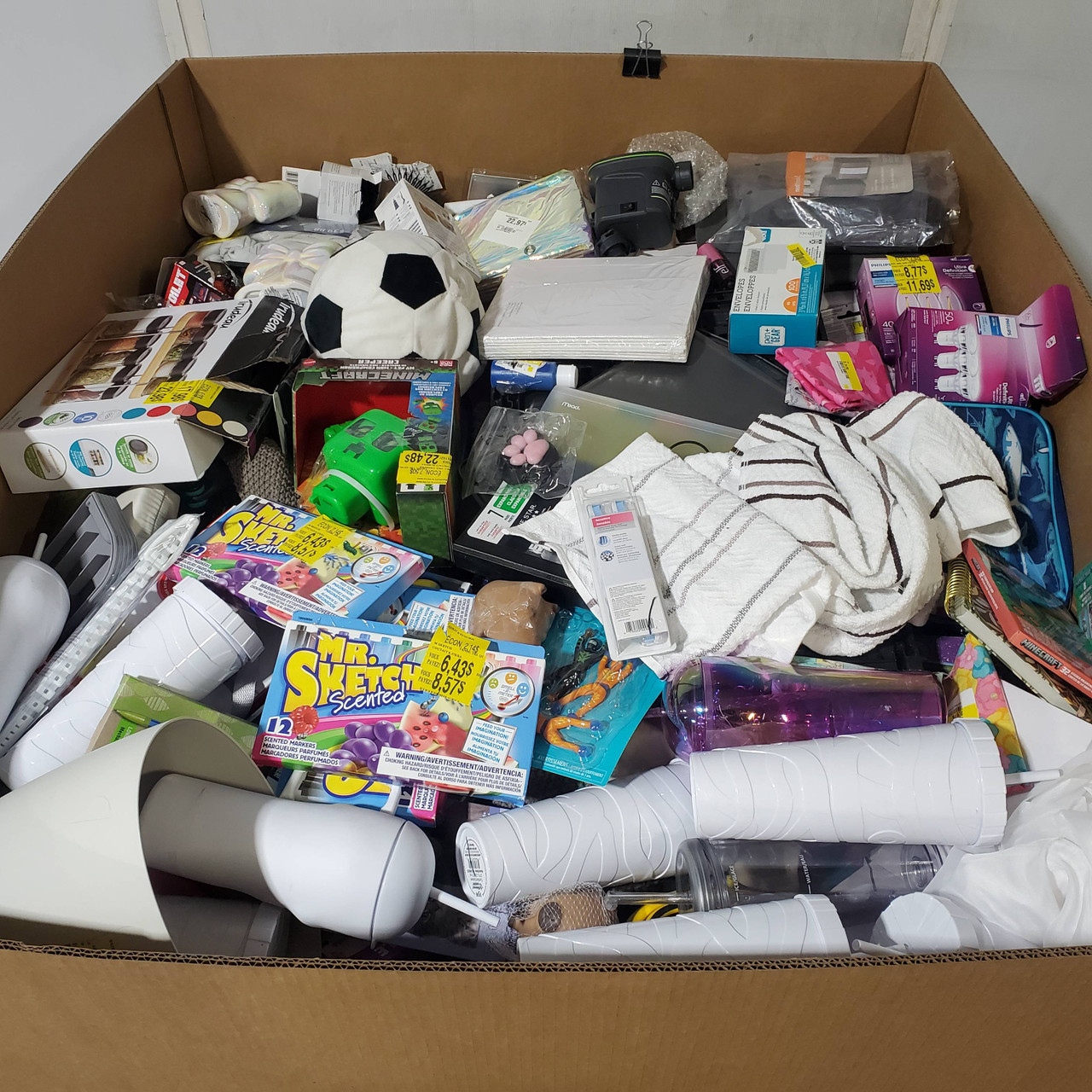 294 units of Unmanifested GM - MSRP $2,940 - Returns (Lot # 966221)