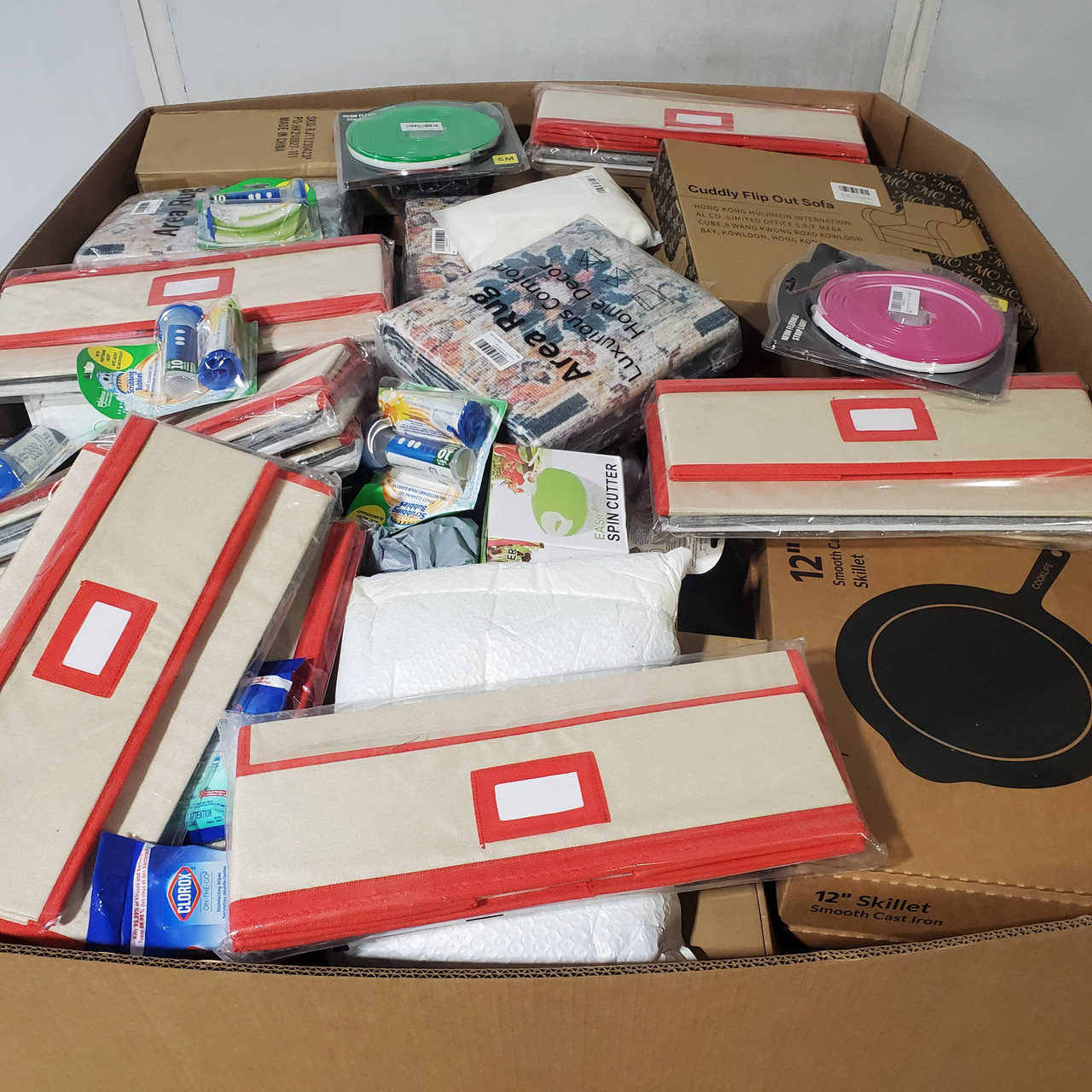 695 units of Home Products - MSRP $10,859 - Returns (Lot # 924306)