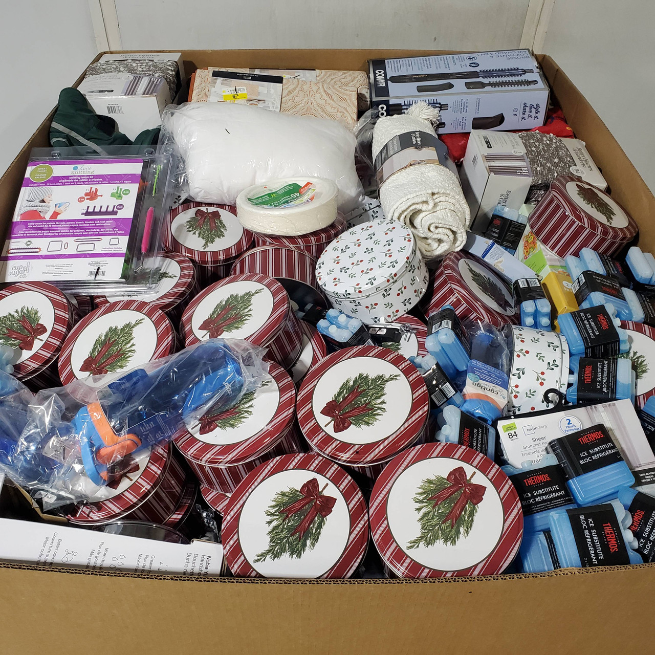 289 units of Home Products - MSRP $3,862 - Returns (Lot # 967902)