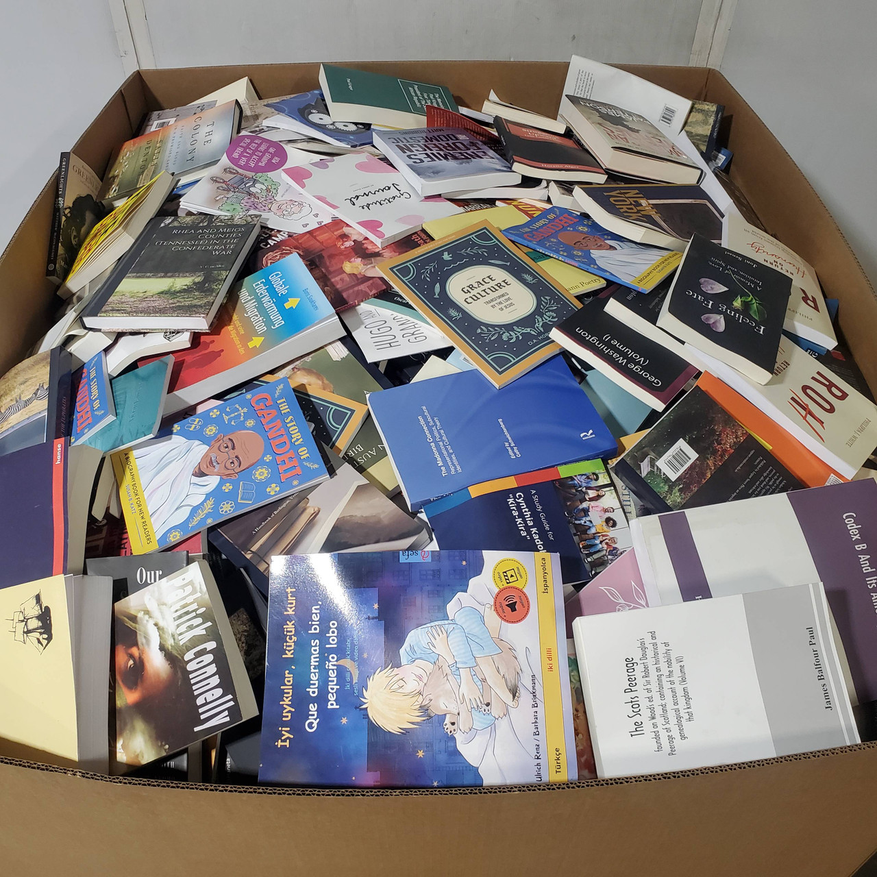 1128 units of Books - MSRP $41,573 - Like New (Lot # 957302)