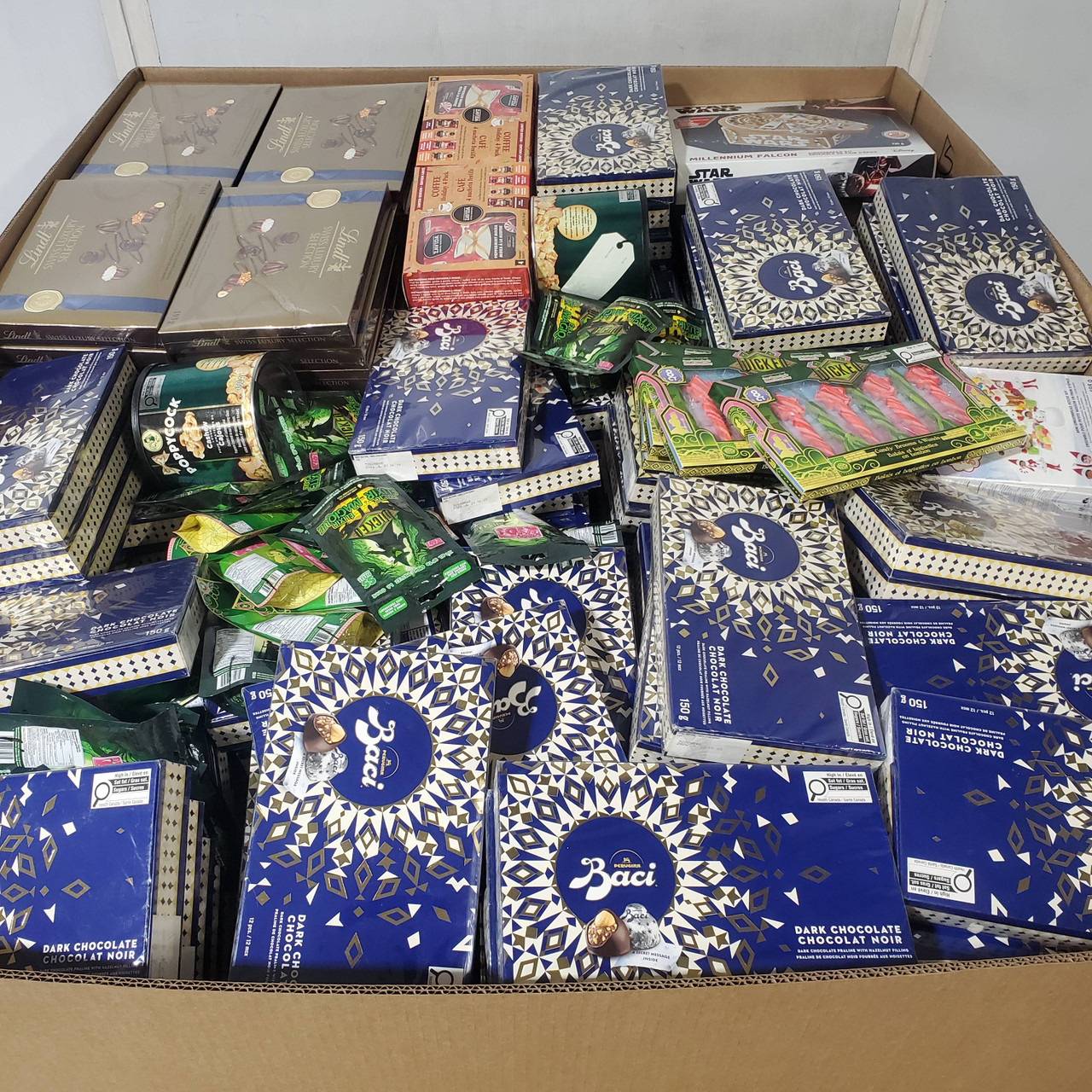 1619 units of Candies - MSRP $10,871 - Like New (Lot # 967002)