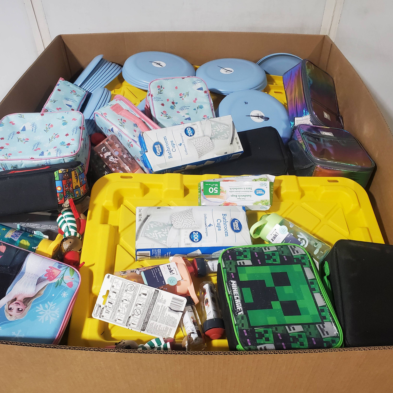 323 units of Home Products - MSRP $3,672 - Returns (Lot # 968516)