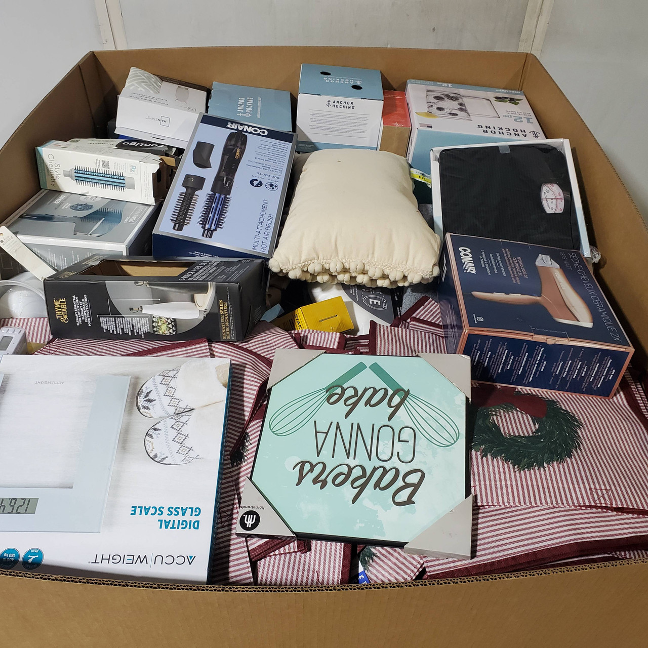 306 units of Home Products - MSRP $4,461 - Returns (Lot # 971117)