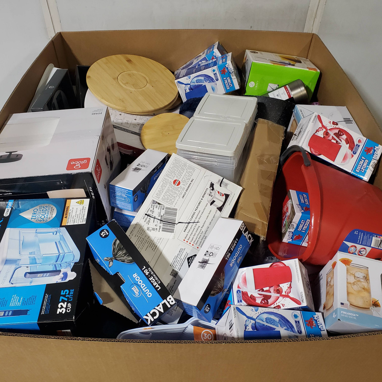 213 units of Home Products - MSRP $3,201 - Returns (Lot # 971309)