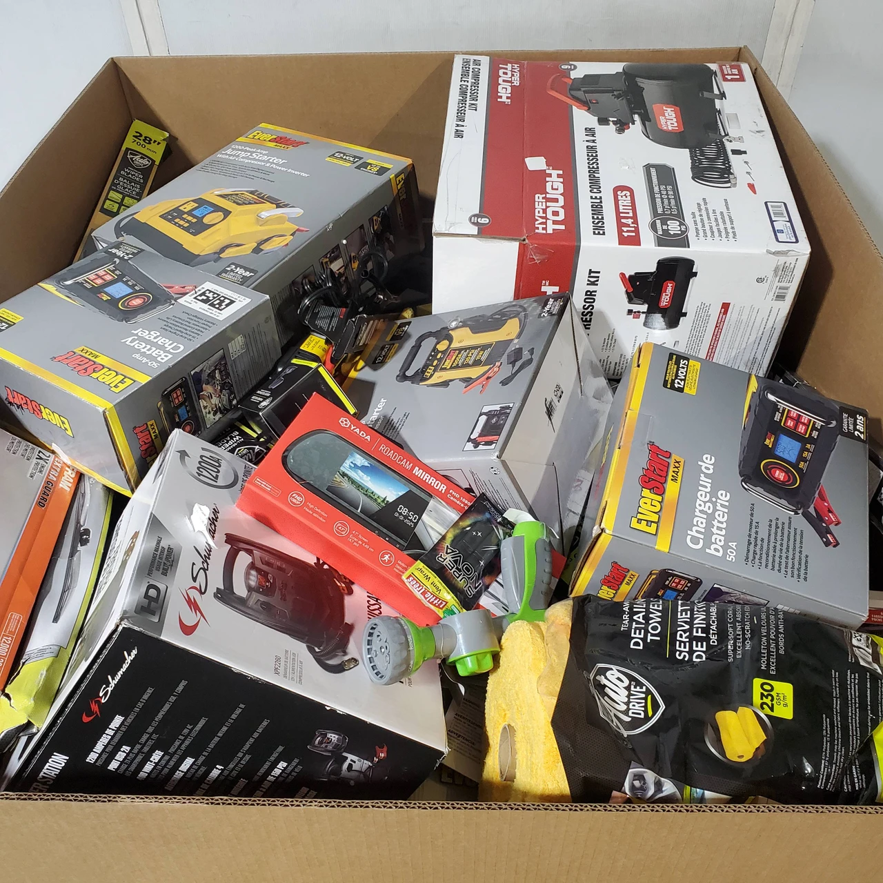 145 units of Automotive - MSRP $3,852 - Returns (Lot # 970206)