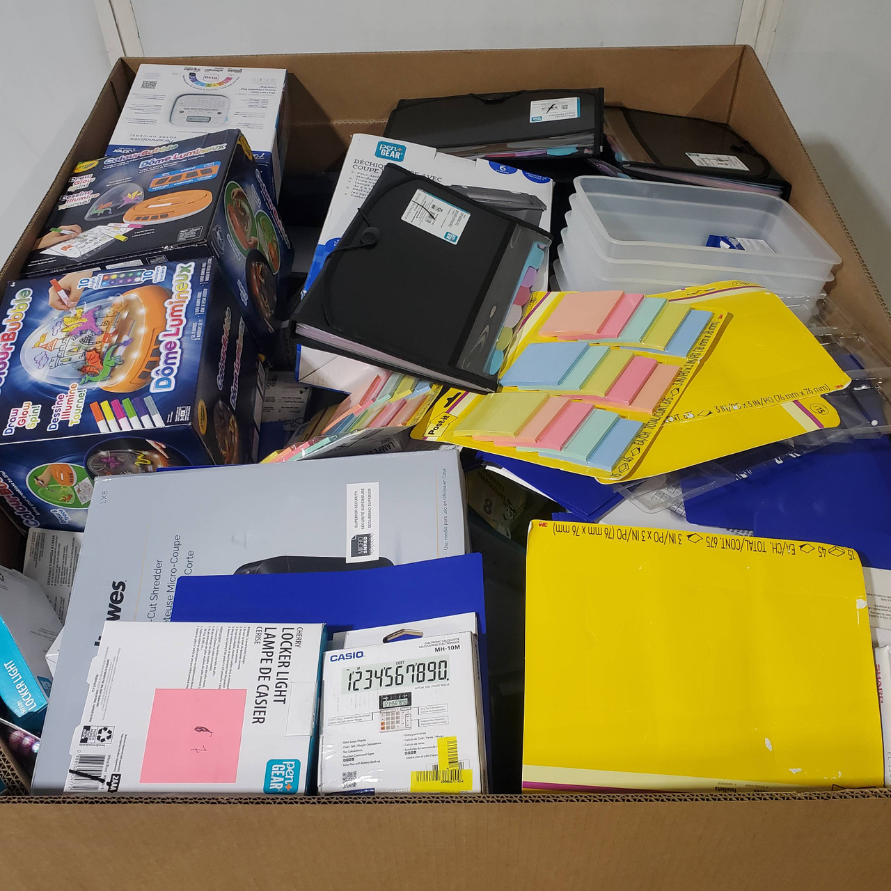 498 units of Office & School Supplies - MSRP $3,949 - Returns (Lot # 972114)
