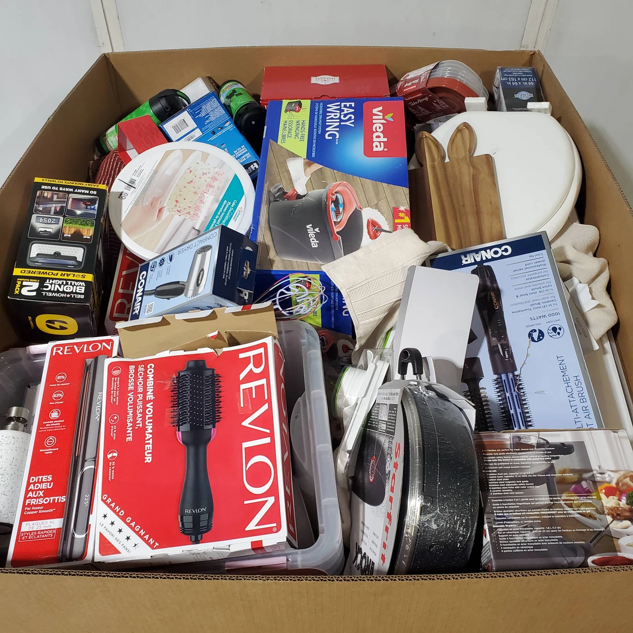 103 units of Home Products - MSRP $2,611 - Returns (Lot # 975724)