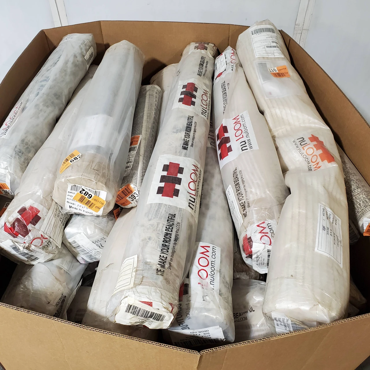 35 units of Rugs - MSRP $3,500 - Brand New (Lot # 935207)