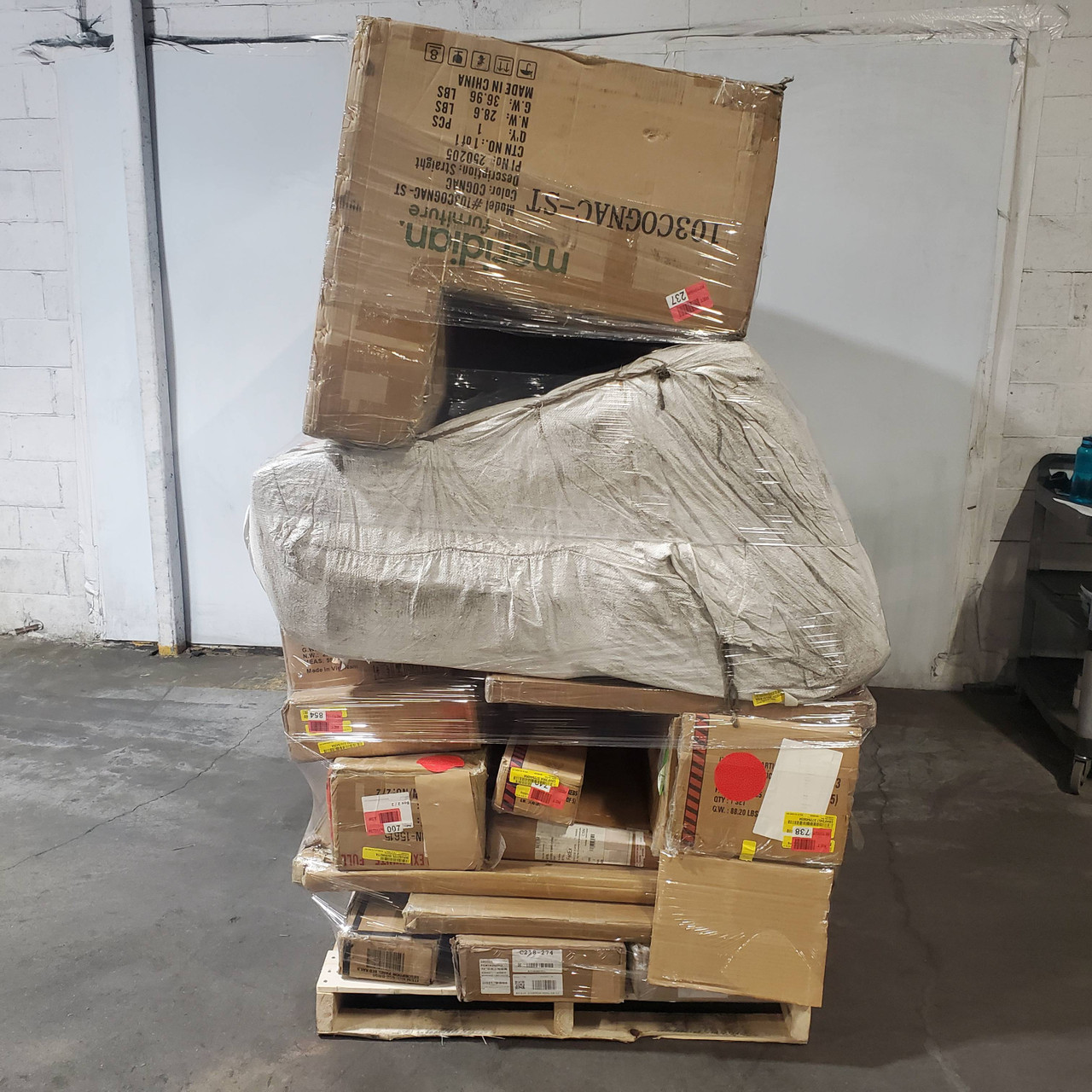 15 units of Furniture (Multi-Box Sets) - MSRP $2,832 - Salvage (Lot # 976312)