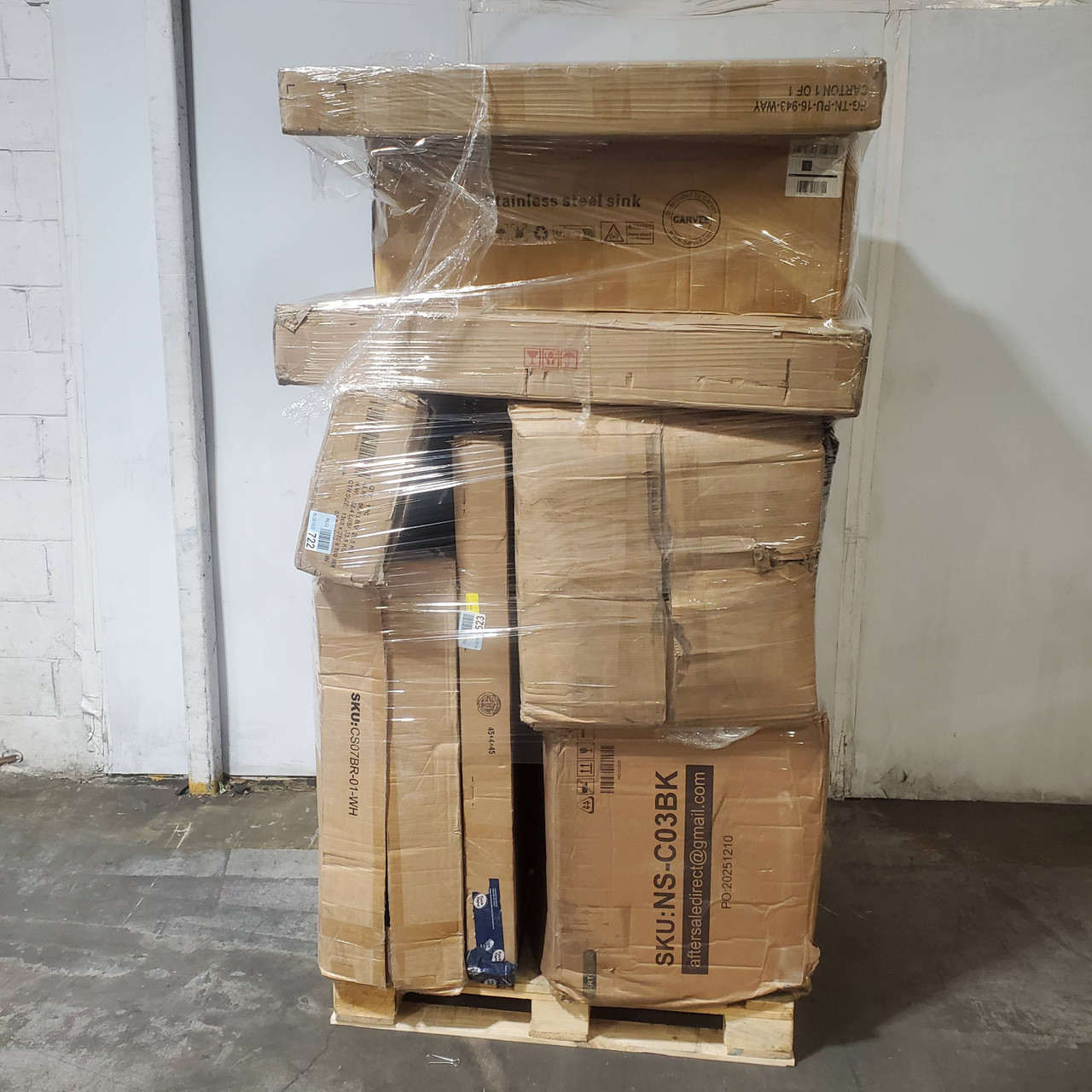12 units of Unmanifested GM - MSRP $2,400 - Returns (Lot # 982717)